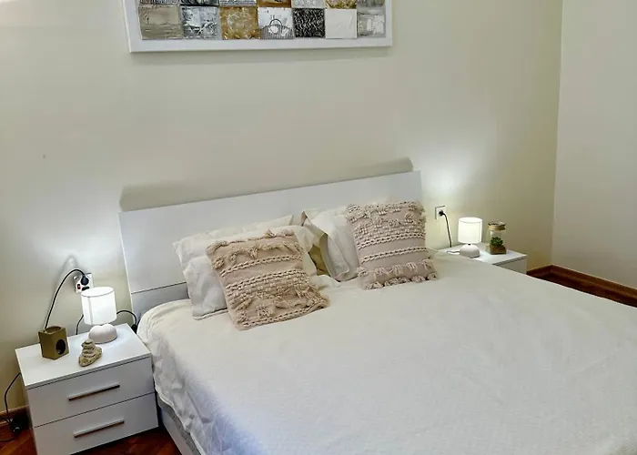 Away From Apartment- Center - Longer Term Rates Available * Pula